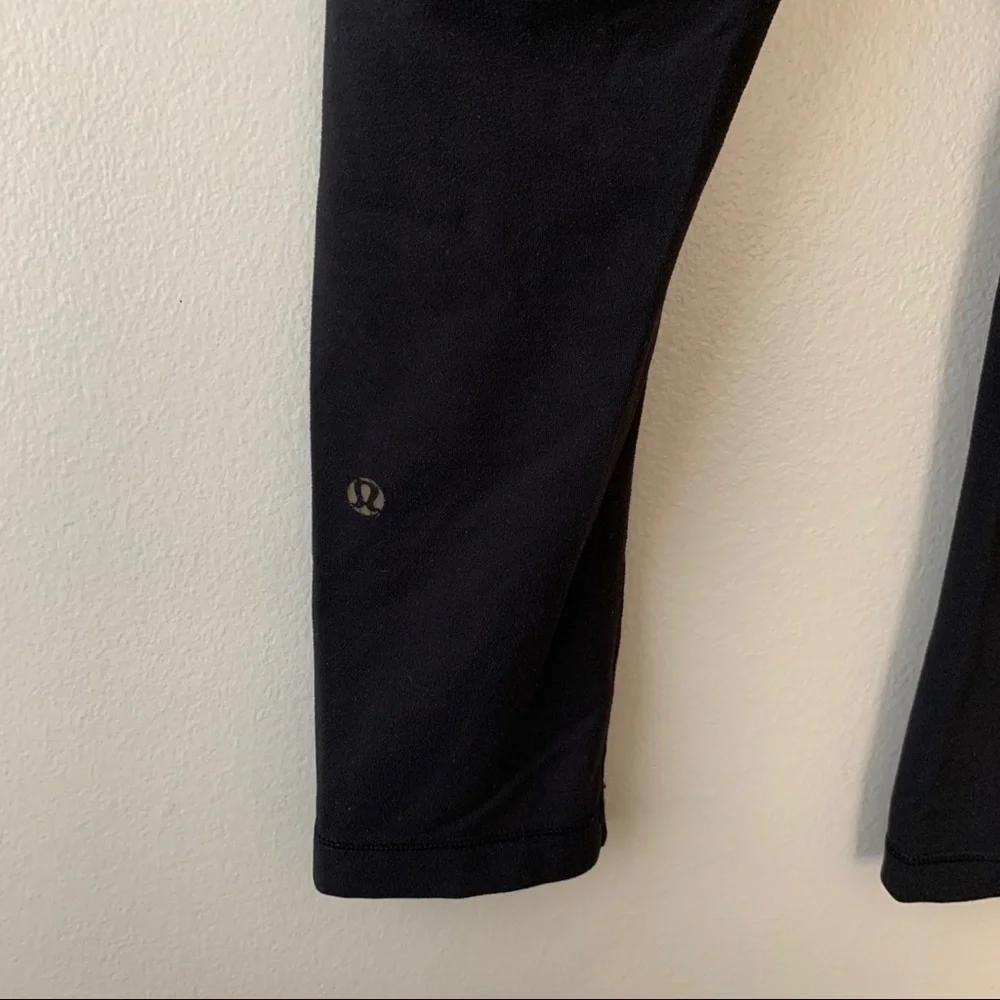 Lululemon reversible crop leggings